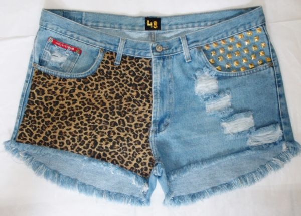 Shorts customizados ONÇA