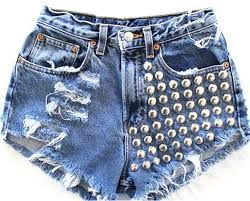 Shorts customizados TACHAS